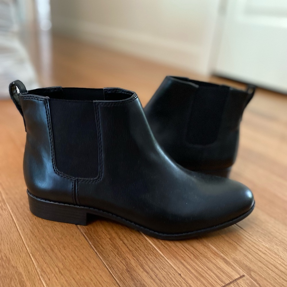 Franco Sarto Chelsea Boots - Size 9
